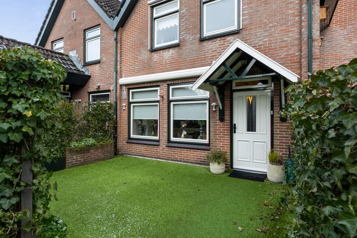 Photo 11 of Molecatenlaan 3