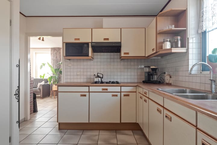 Photo 11 of Middenweg 59