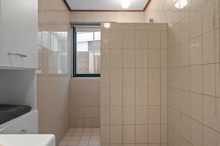 Photo 20 of Middenweg 59