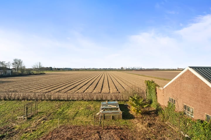 Photo 34 of Middenweg 59