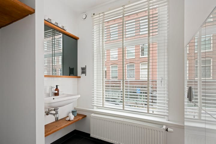 Foto 15 van Agatha Dekenstraat 38-1