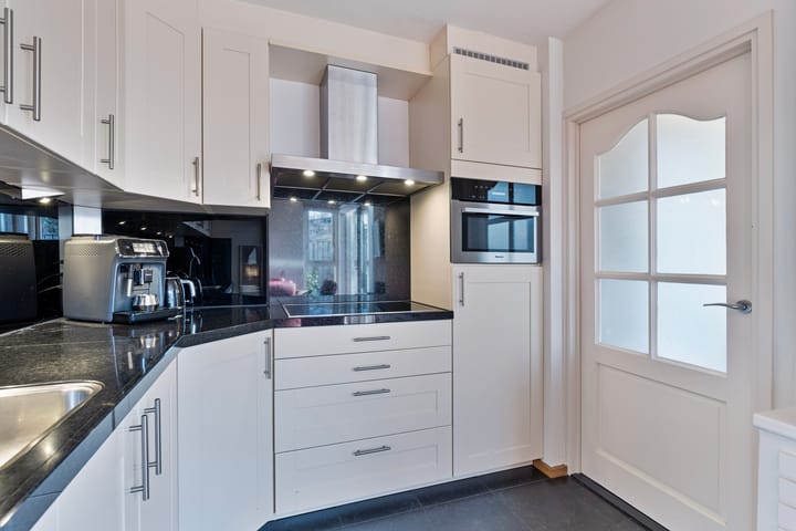 Foto 17 van Raamhof 9