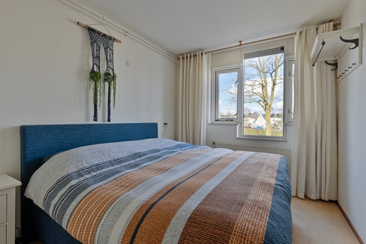 Foto 25 van Raamhof 9