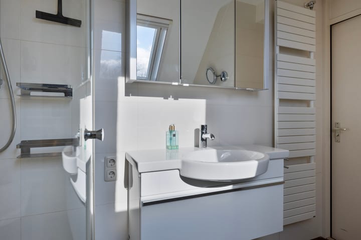 Foto 28 van Raamhof 9