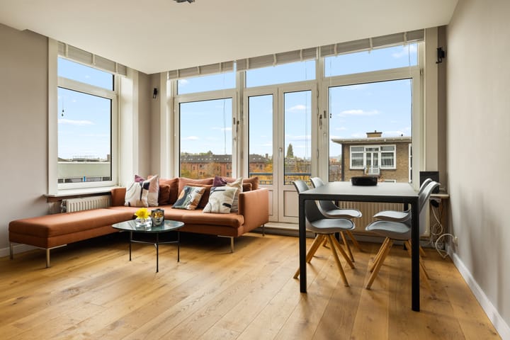 Foto 2 van Anna van Burenstraat 21-3