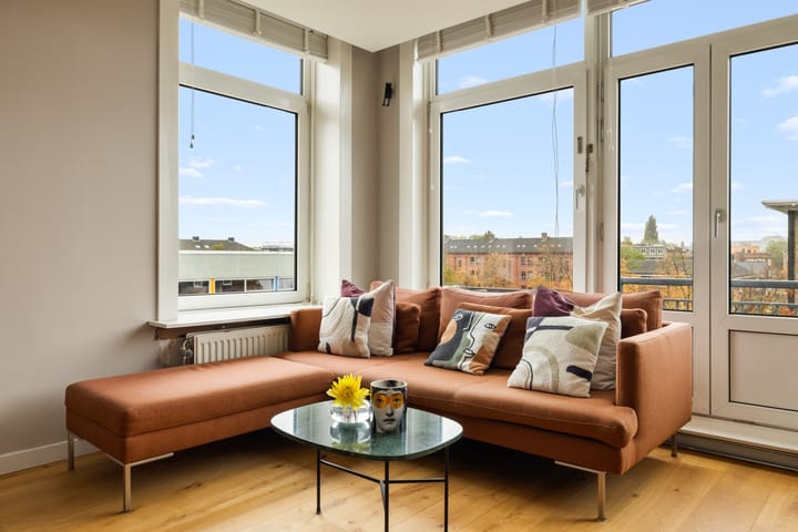 Foto 3 van Anna van Burenstraat 21-3