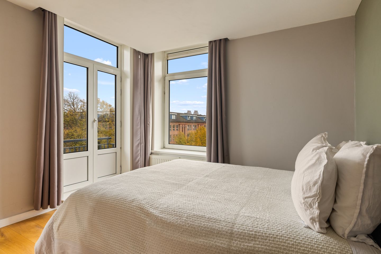 Foto 19 van Anna van Burenstraat 21-3