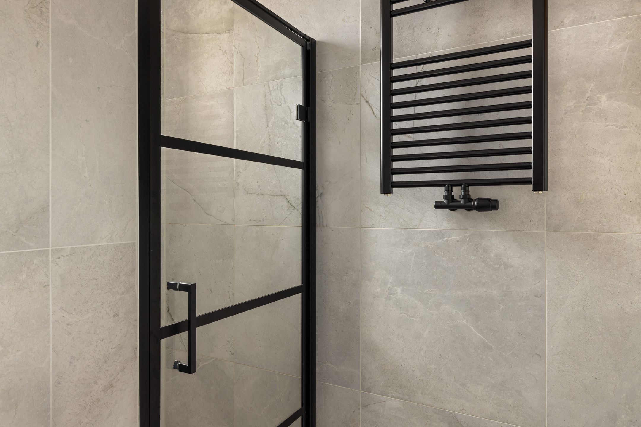 Foto 24 van Anna van Burenstraat 21-3