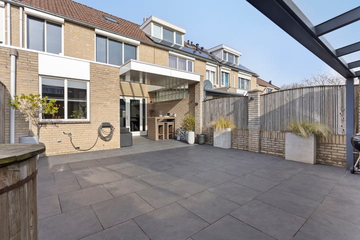 Foto 36 van Mainelaan 51