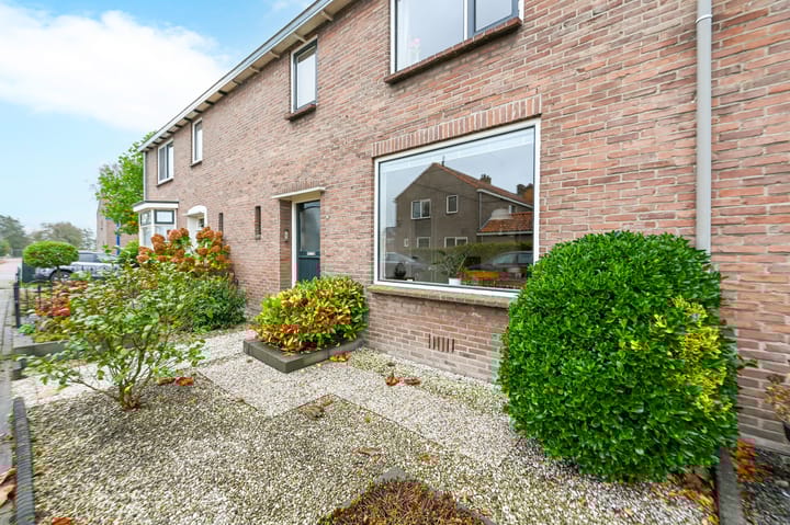 Foto 33 van G.J.W. Schoenmakerweg 2