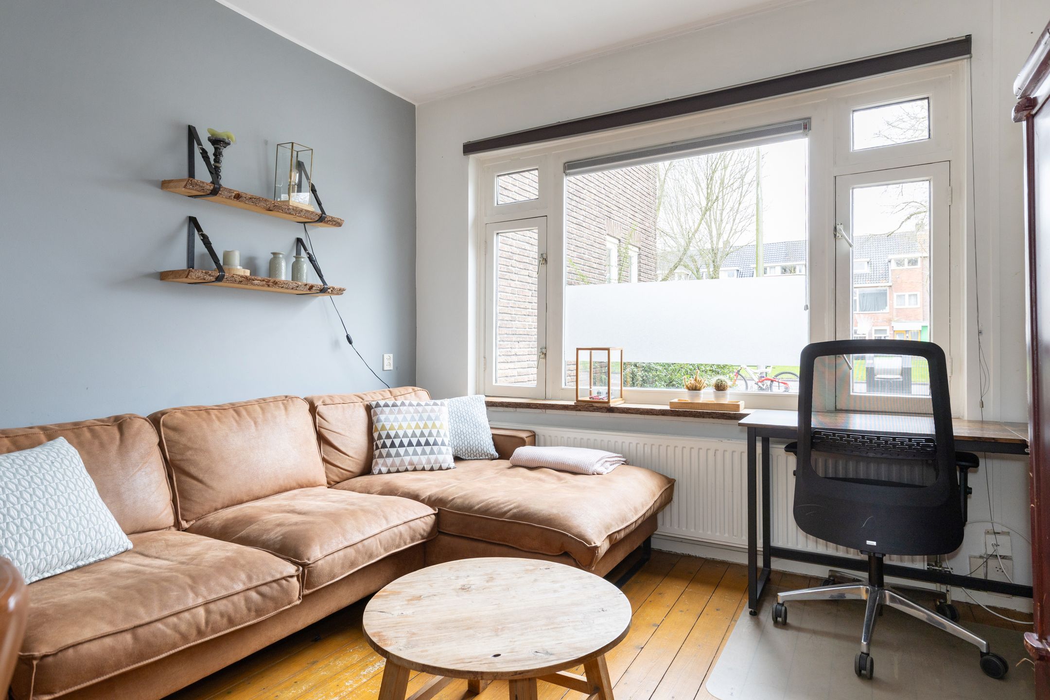 Photo 6 of Burgemeester van Tuyllkade 127