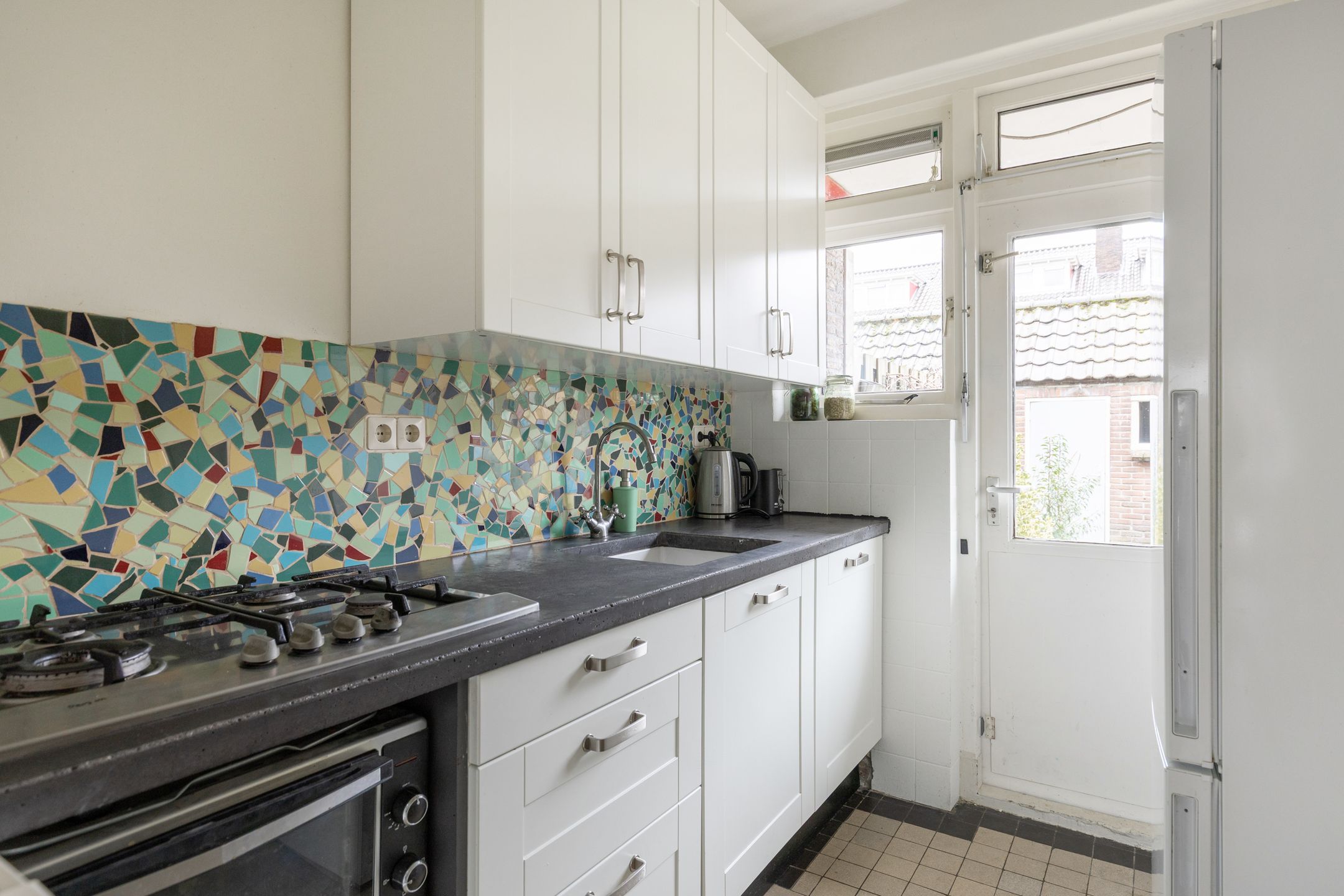 Photo 12 of Burgemeester van Tuyllkade 127