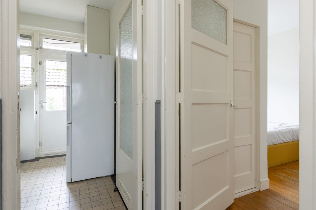 Photo 11 of Burgemeester van Tuyllkade 127