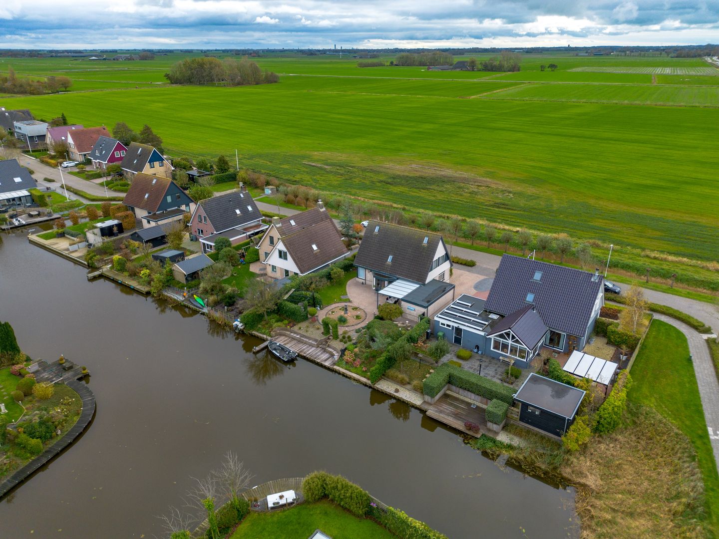 Foto 4 van Luniastate 19