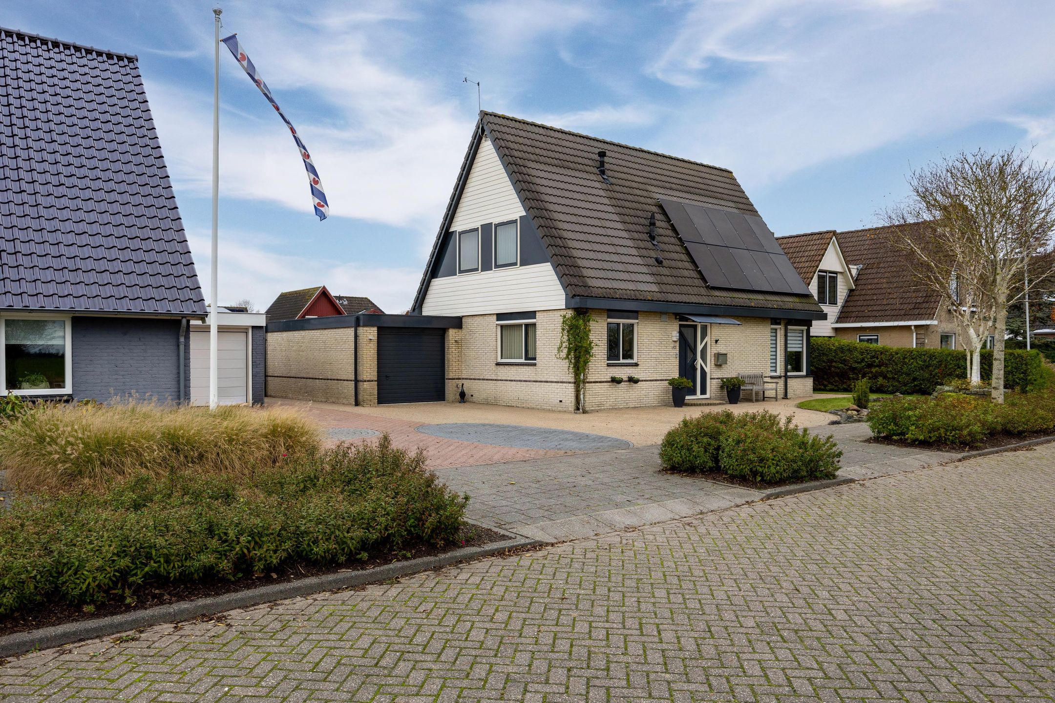 Foto 6 van Luniastate 19