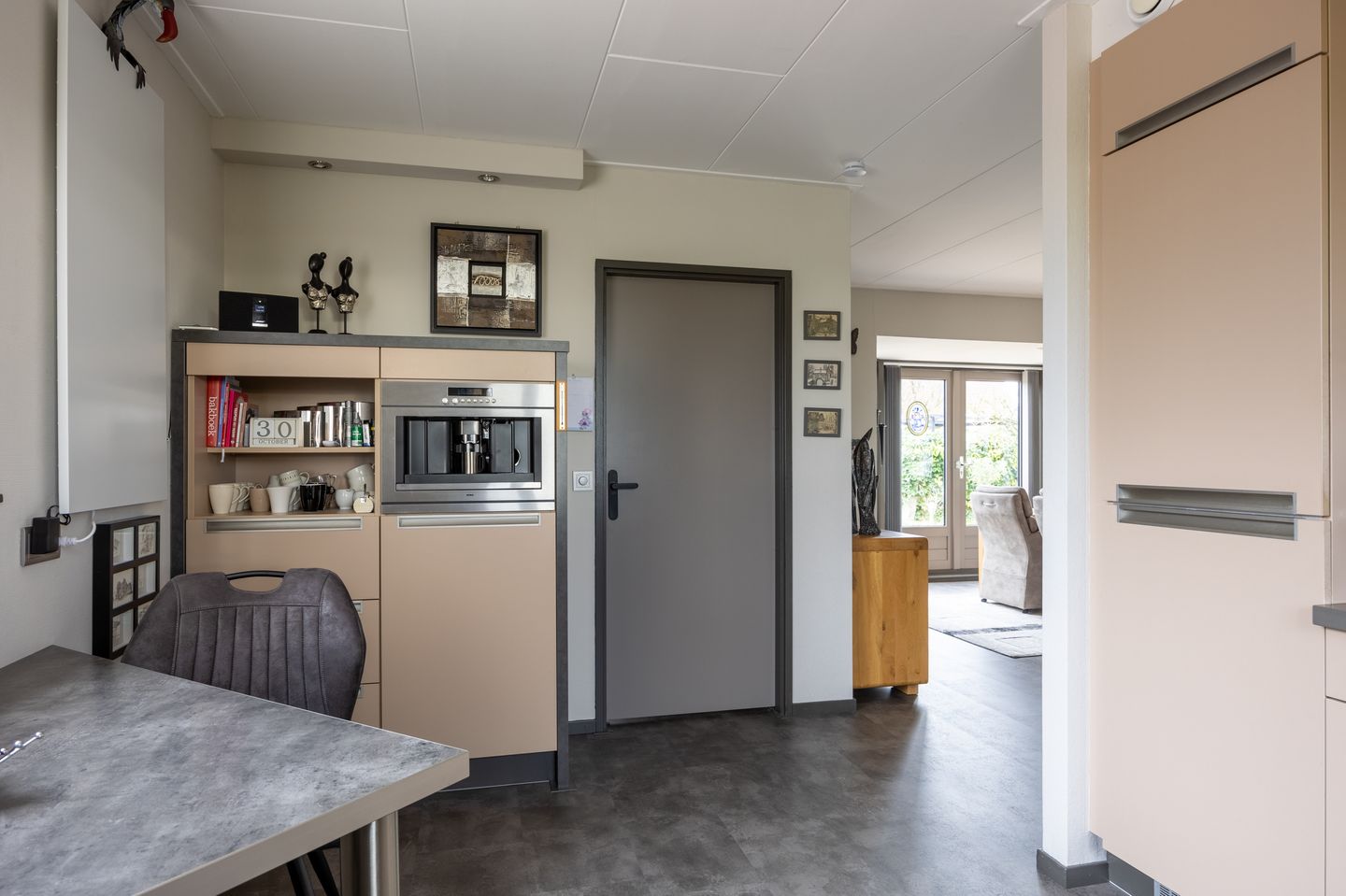 Foto 20 van Luniastate 19