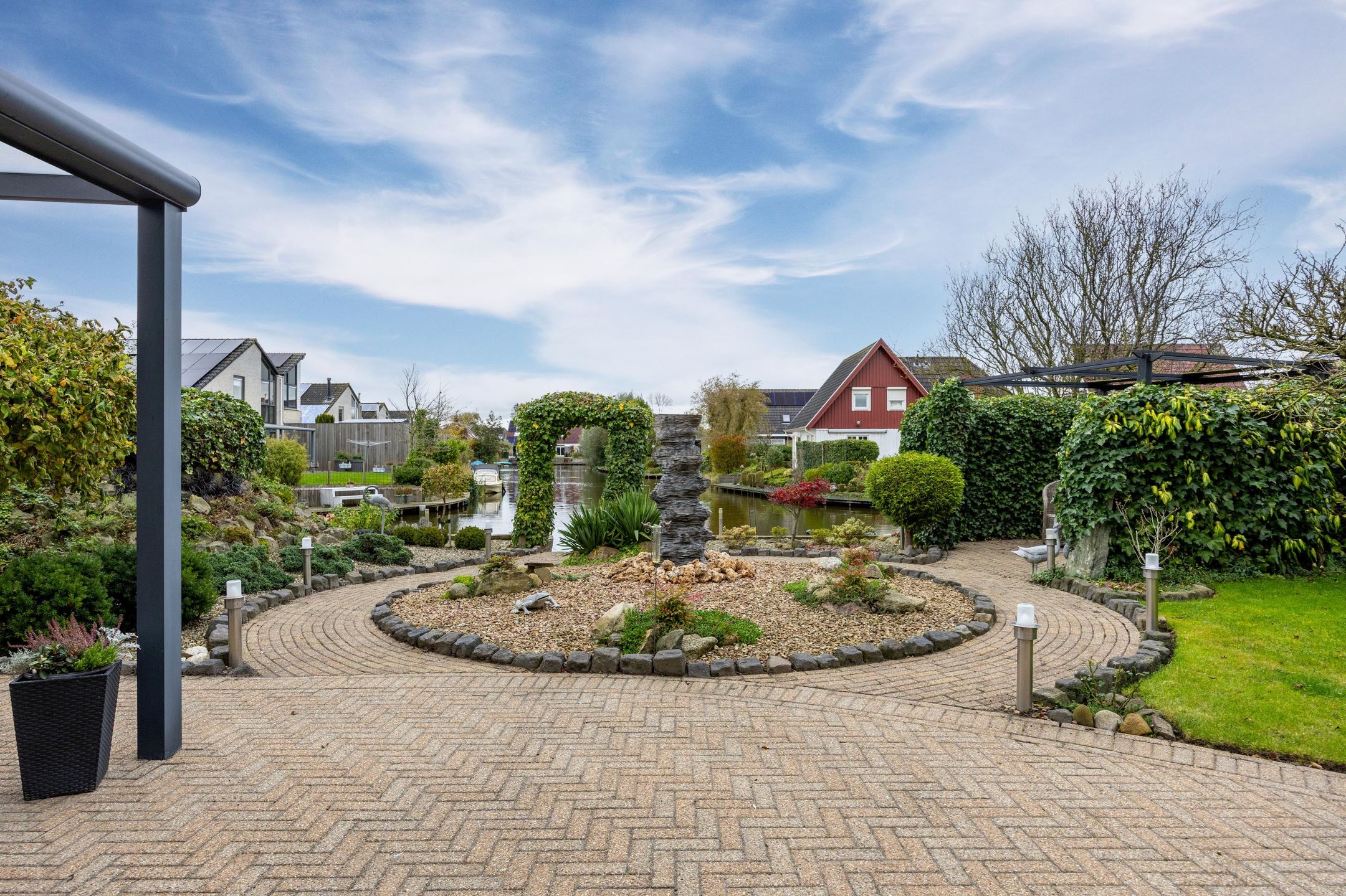 Foto 42 van Luniastate 19