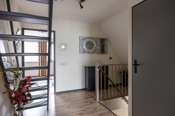 Foto 25 van Luniastate 19