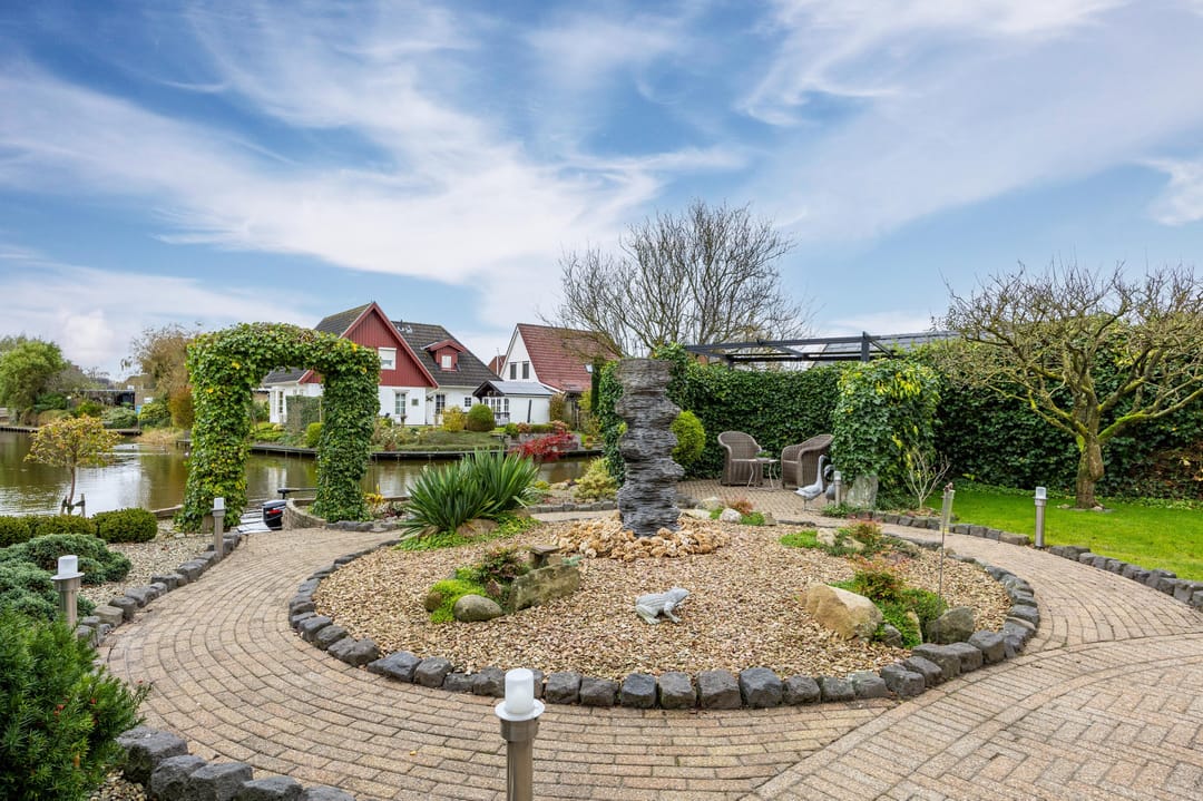 Foto 43 van Luniastate 19