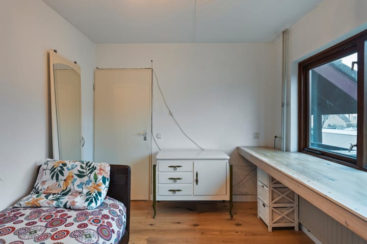 Photo 32 of Langenakker 57