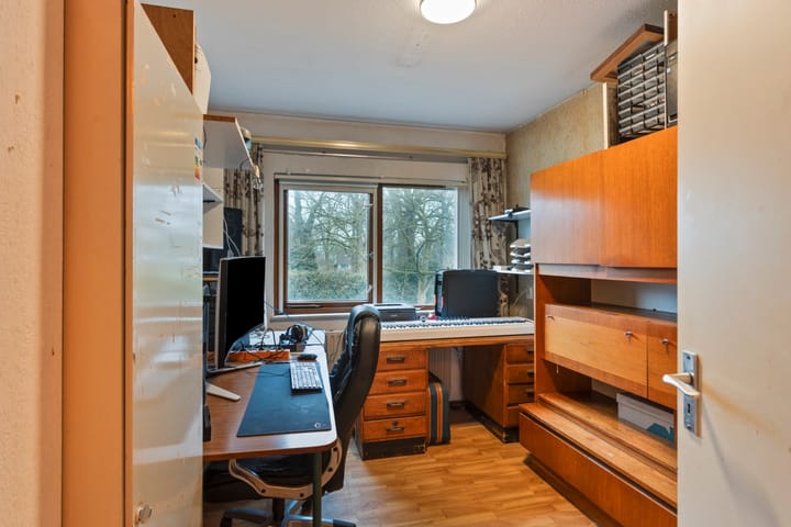 Photo 33 of Langenakker 57