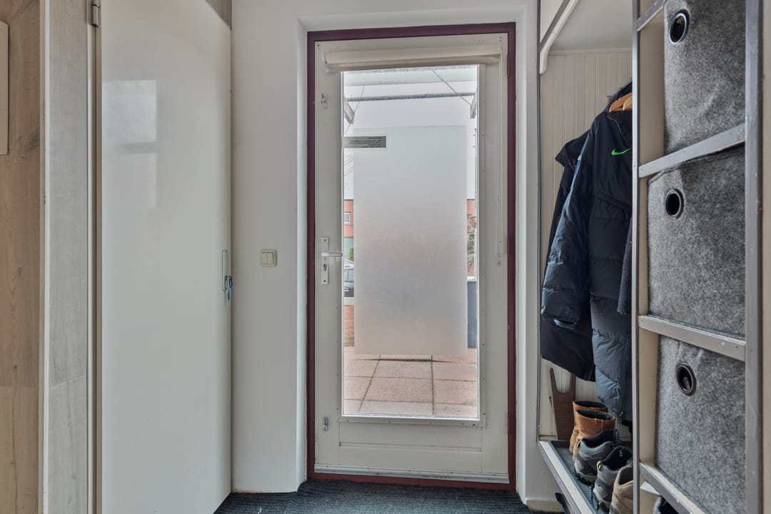 Foto 7 van Karmozijnhof 11