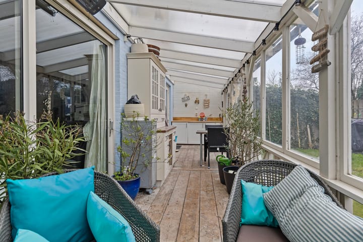 Foto 34 van Karmozijnhof 11