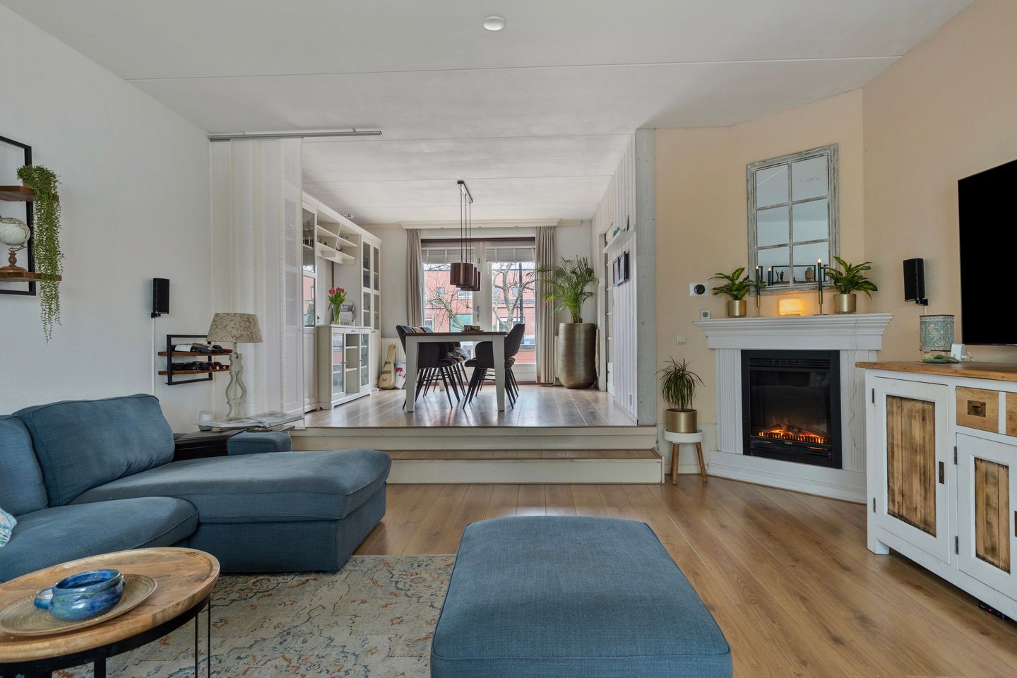 Foto 10 van Karmozijnhof 11