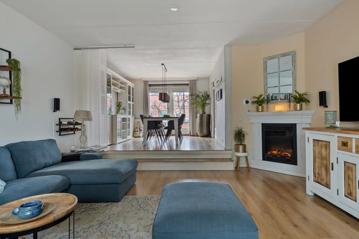 Foto 10 van Karmozijnhof 11