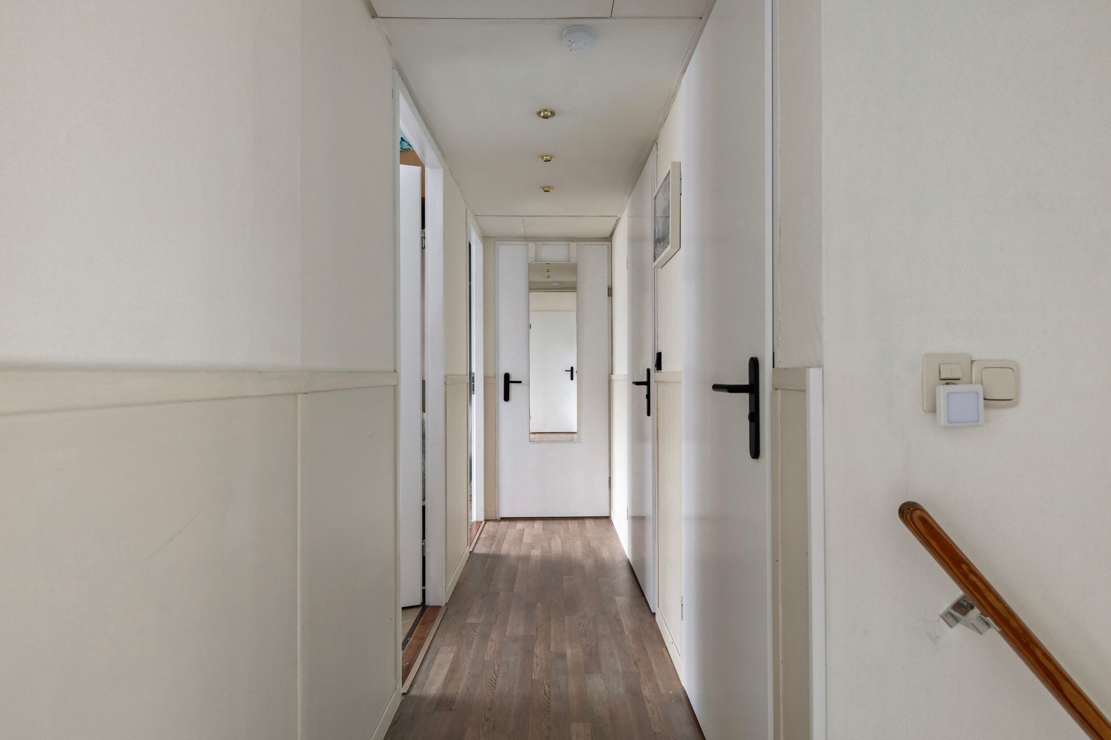 Foto 15 van Karmozijnhof 11