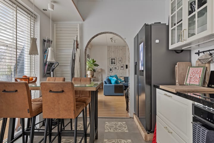 Foto 14 van Karmozijnhof 11