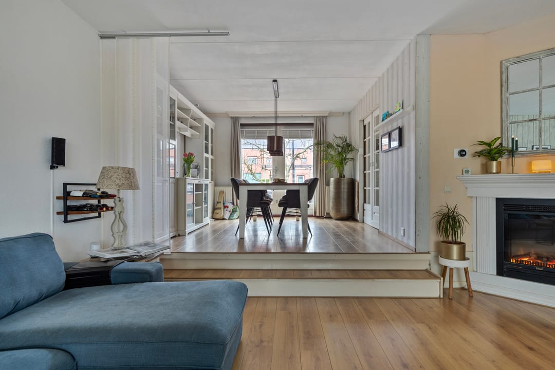 Foto 11 van Karmozijnhof 11