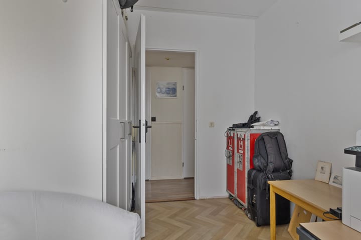 Foto 26 van Karmozijnhof 11