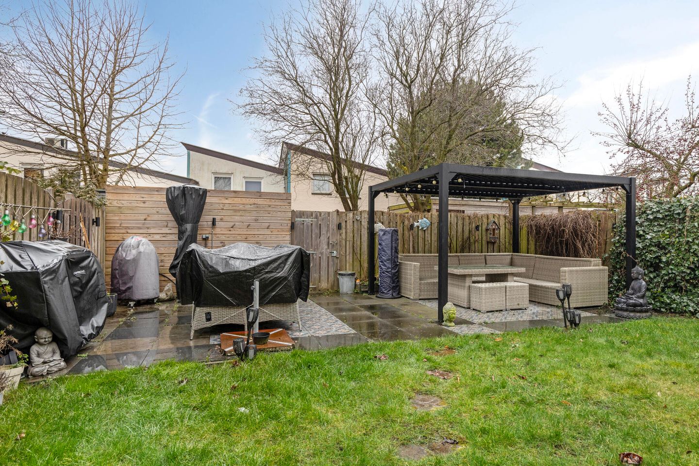 Foto 4 van Karmozijnhof 11