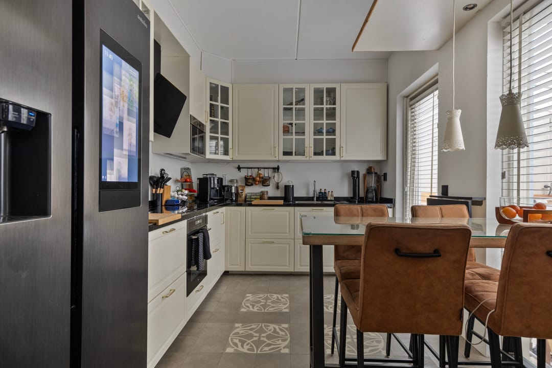 Foto 13 van Karmozijnhof 11