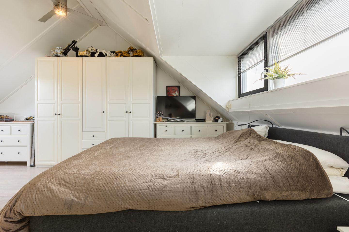 Foto 34 van Anna Marie van Schurmanstraat 25