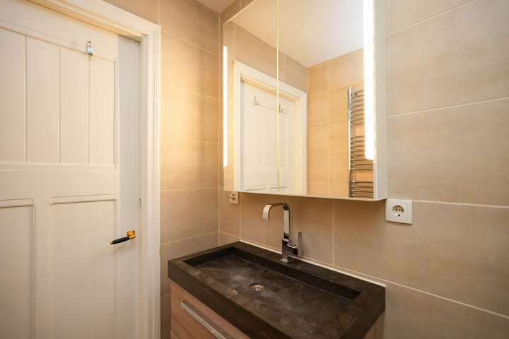 Foto 32 van van Dulckenstraat 32