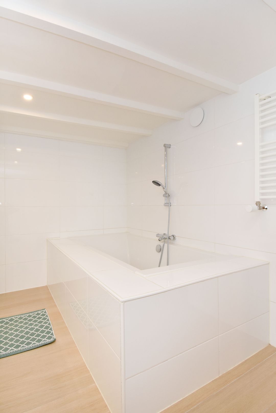 Foto 58 van Lindestraat 13-A