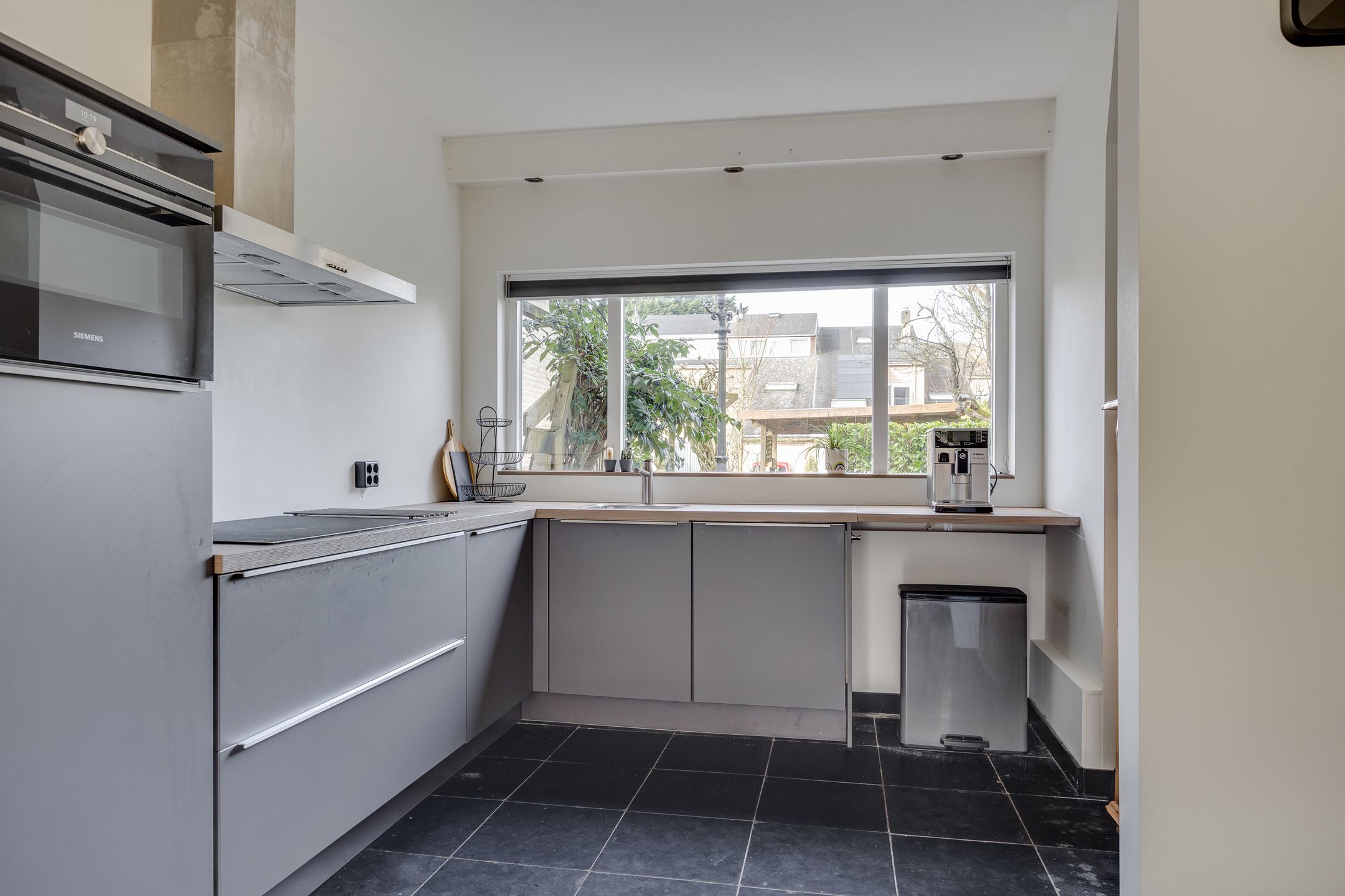 Foto 12 van Waterhoen 10