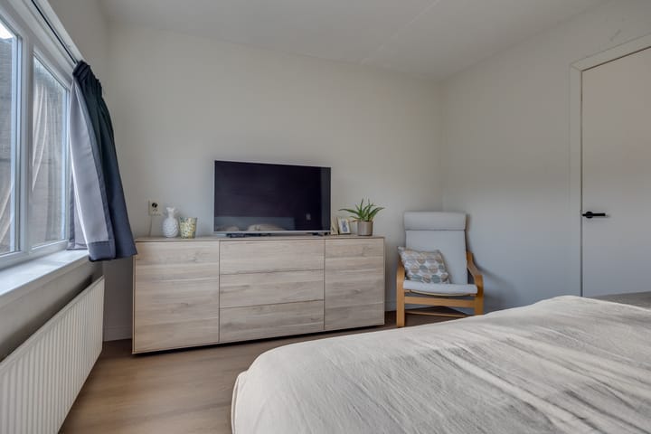 Foto 24 van Waterhoen 10