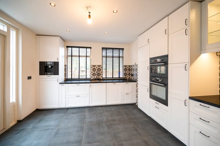 Foto 13 van Beukenlaan 18