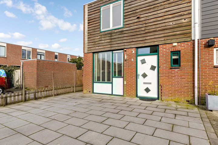 Photo 41 of Moergestelstraat 1