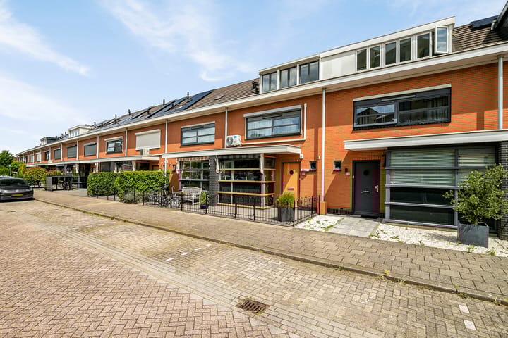 Photo 1 of Donizettistraat 135