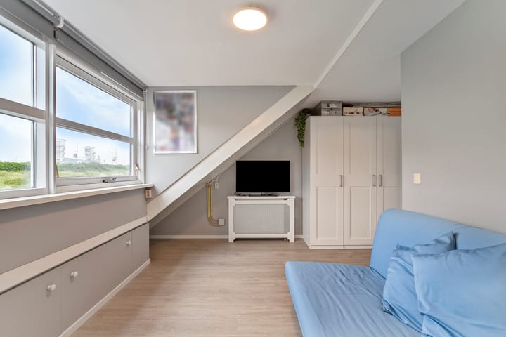 Photo 21 of Donizettistraat 135