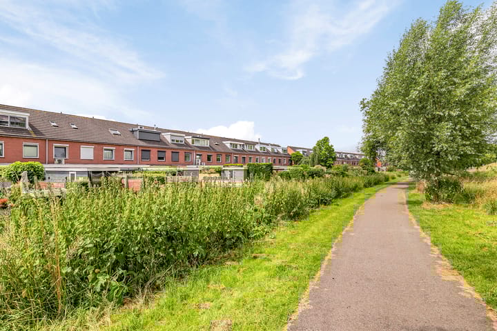 Photo 28 of Donizettistraat 135