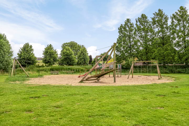 Photo 31 of Donizettistraat 135