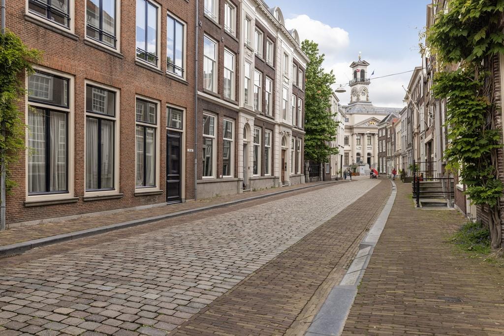 Foto 12 van Grotekerksbuurt 19-A