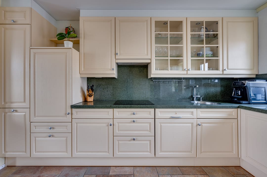 Foto 16 van Julianalaan 16