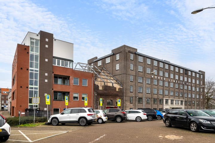 Photo 18 of Veeladingstraat 7-D