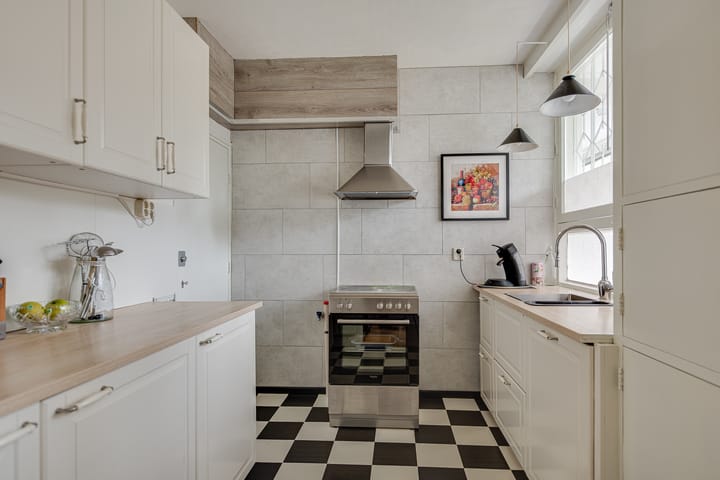 Foto 13 van Luitenant Generaal van Heutszlaan 16